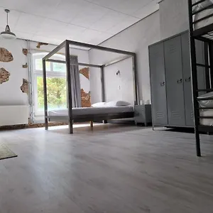 't Kloaster De Fabriek Bed & Breakfast